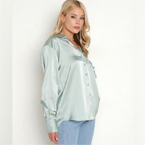 NWT LBLC Smith Button Up Blouse in Jade size Medium satin